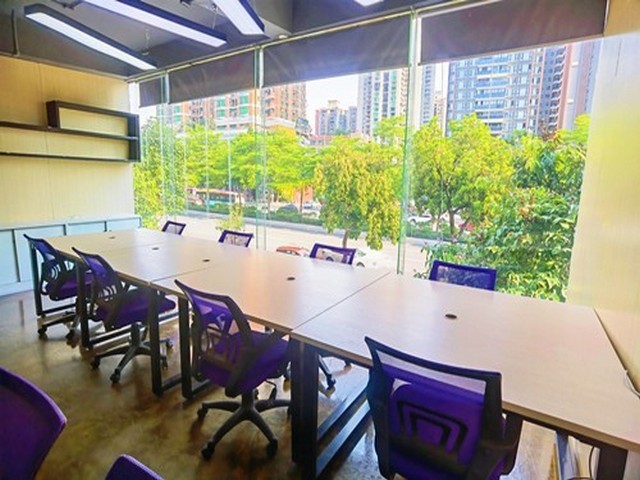 触摸一体机报价